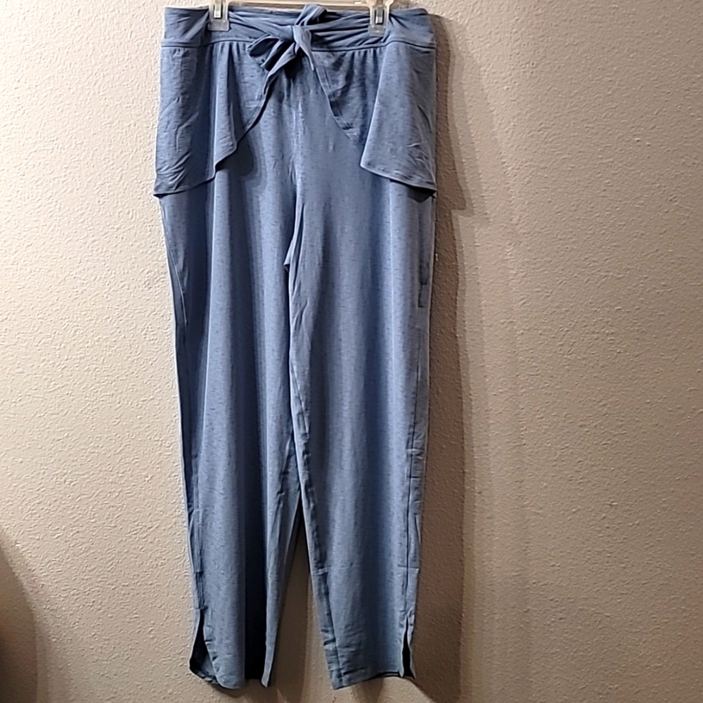 NWOT Free People Movement tie front straight leg yoga pant light blue size Small